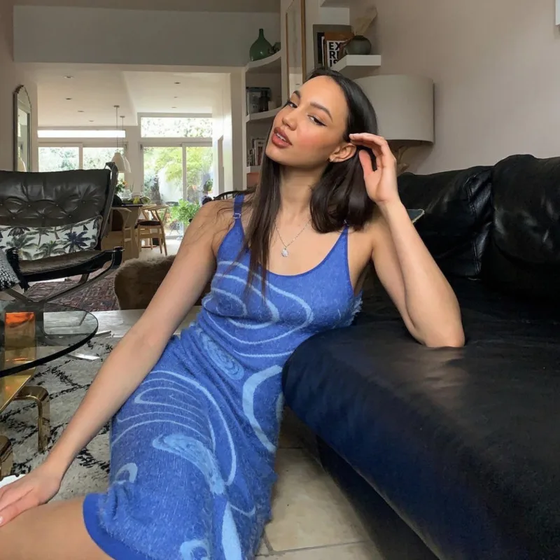 Backless Hollow Out Dress Women Summer Beachwear Y2K E-girls Knitted Sexy Bodycon Paisley Dress Spaghetti Strap Party Dresses
Backless Hollow Out Dress Women Summer Beachwear Y2K E-girls Knitted Sexy Bodycon Paisley Dress Spaghetti Strap Party Dresses