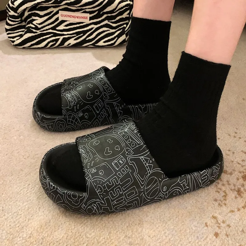 2021 Summer Women Slippers Non-slip Beach Men Flip Flops Comfortable Soft Bottom Couple Indoor Bathroom Unisex Sandals Slippers
2021 Summer Women Slippers Non-slip Beach Men Flip Flops Comfortable Soft Bottom Couple Indoor Bathroom Unisex Sandals Slippers