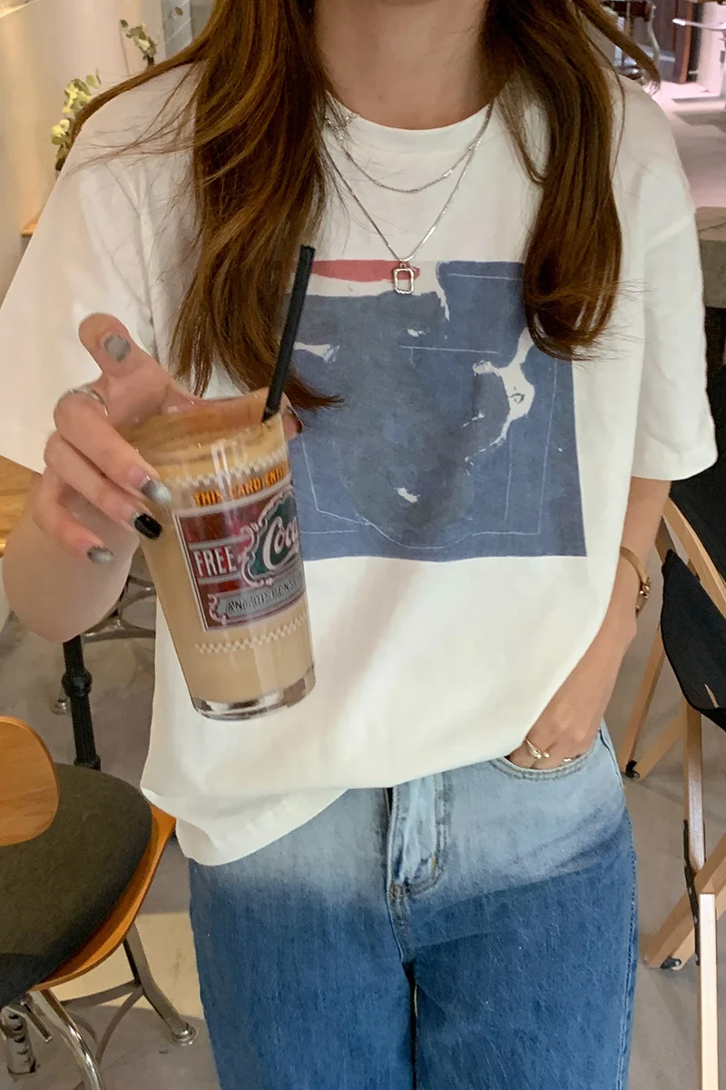 2021 summer new round neck loose wild print short-sleeved t-shirt women's top 
2021 summer new round neck loose wild print short-sleeved t-shirt women's top