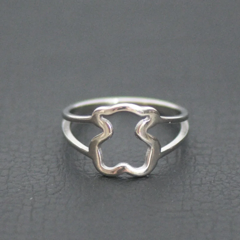 Hollowed Titanium Steel Ring Hollow Ring Mesh Ring Single High Quality Bear Ring for Women Tricolor Wholesale New Design Hot
Hollowed Titanium Steel Ring Hollow Ring Mesh Ring Single High Quality Bear Ring for Women Tricolor Wholesale New Design Hot