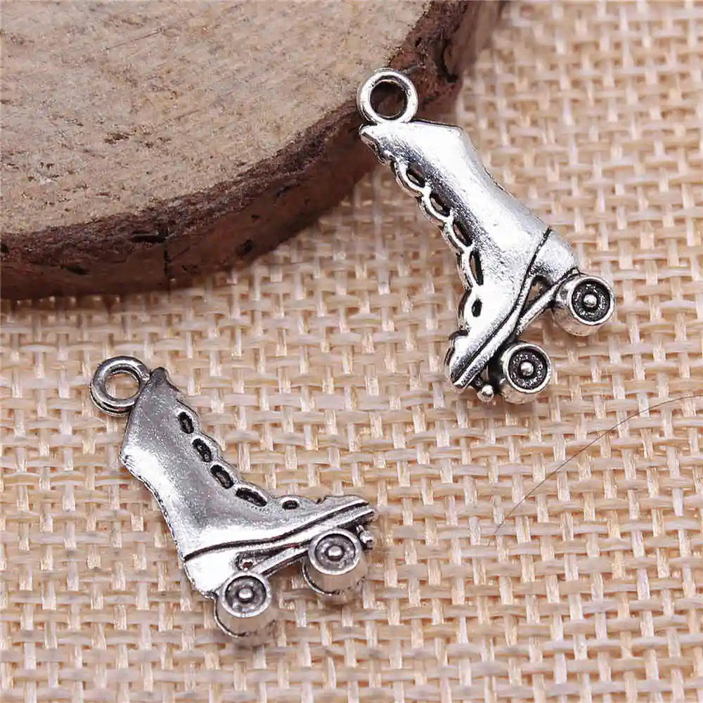 Handmade Pendants For Jewelry Accessories 40pcs Roller Skates Charms 20x11mm Antique Silver Plated
Handmade Pendants For Jewelry Accessories 40pcs Roller Skates Charms 20x11mm Antique Silver Plated