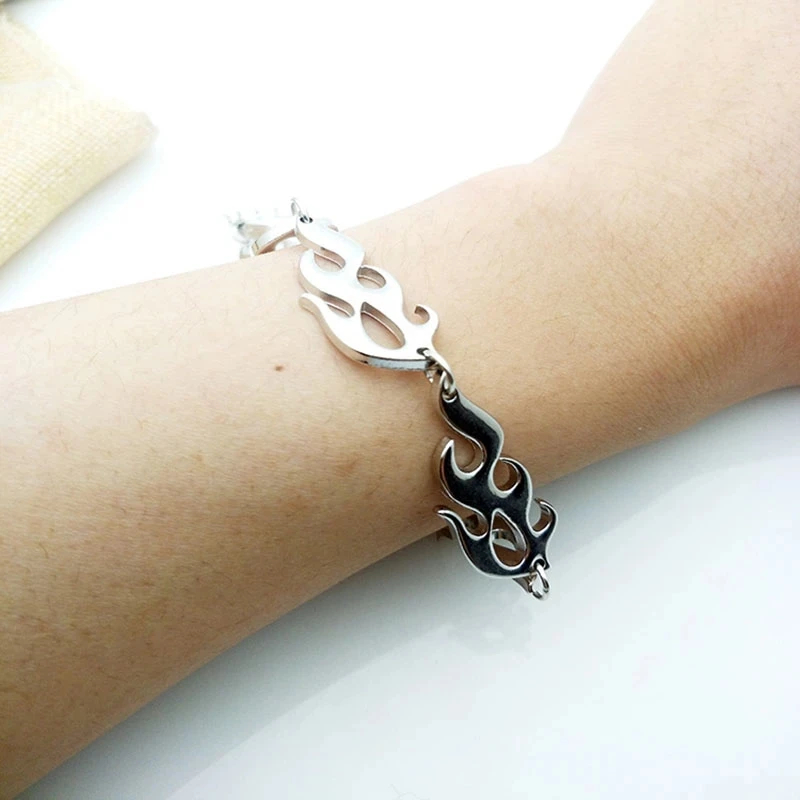 Hip Hop Street Clothing Flame Unisex Bracelet Punk Style Metal Lady Girl Bracelet Rock Chain Jewelry Accessories
Hip Hop Street Clothing Flame Unisex Bracelet Punk Style Metal Lady Girl Bracelet Rock Chain Jewelry Accessories