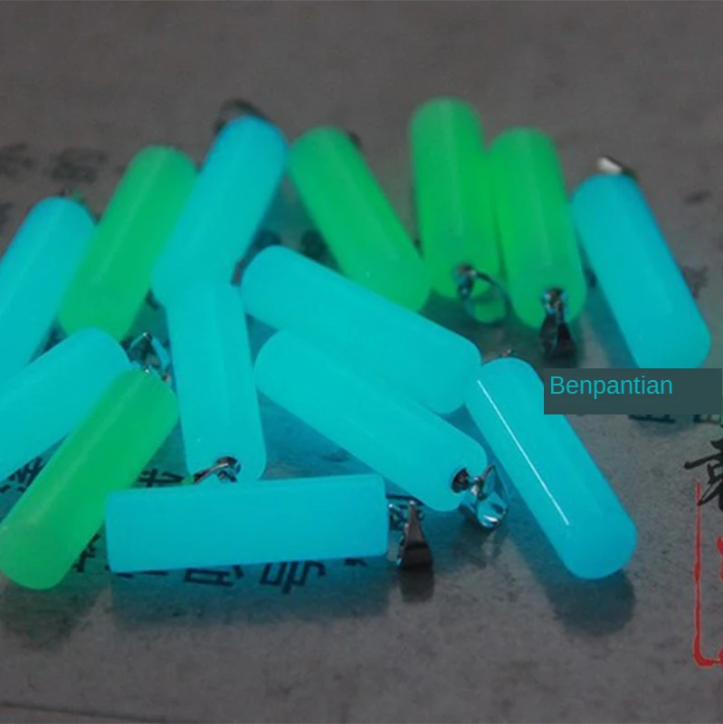 Luminous Stone Cylindrical Pendant Shining Stone Fluorescent Stone Necklace Luminous Pearl Ornament Creative Gift
Luminous Stone Cylindrical Pendant Shining Stone Fluorescent Stone Necklace Luminous Pearl Ornament Creative Gift