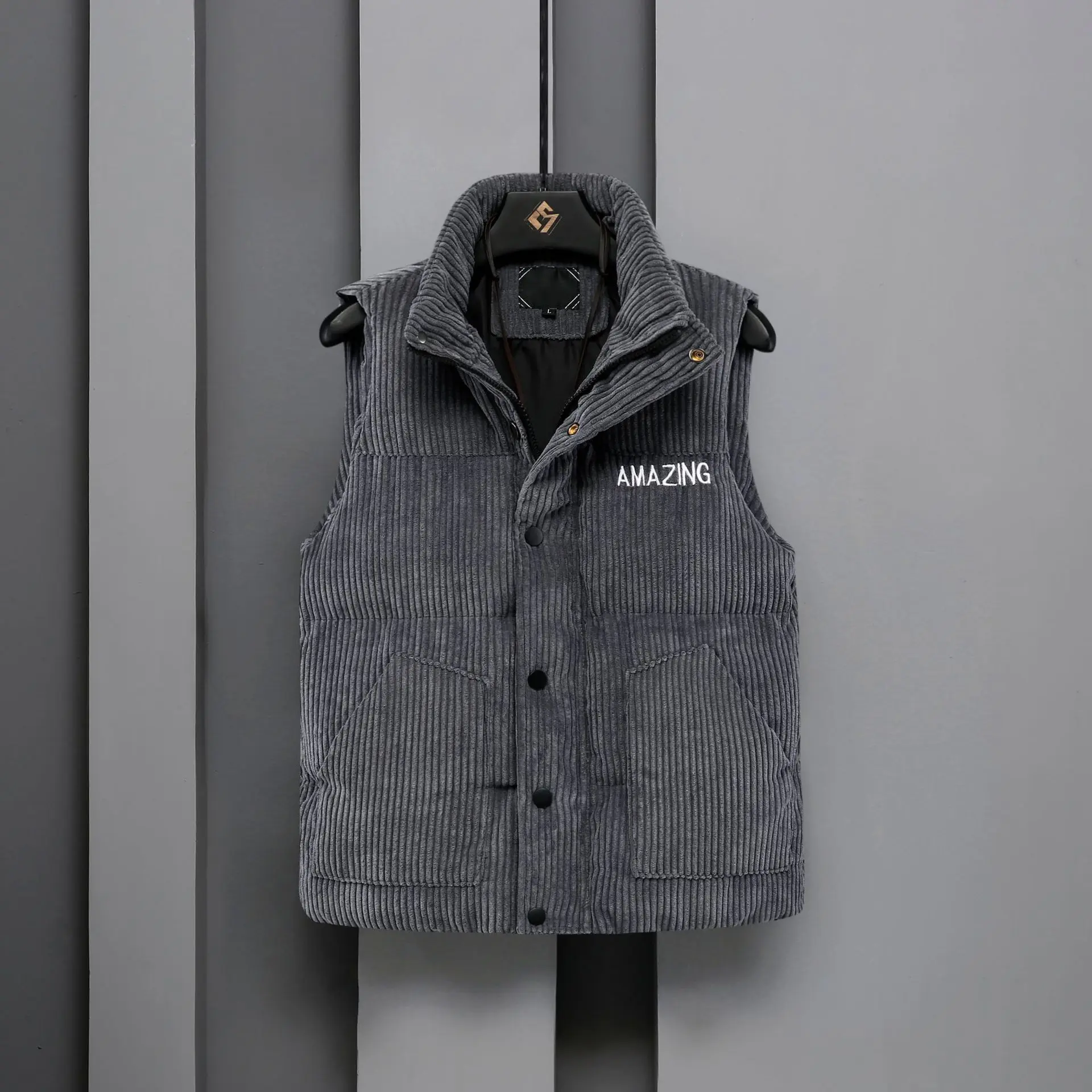 Malacca Men's Autumn and Winter Coat Korean Version of The Trend Wick Velvet Handsome Casual Down Cotton Warm ShoulderWinterVest 
Malacca Men's Autumn and Winter Coat Korean Version of The Trend Wick Velvet Handsome Casual Down Cotton Warm ShoulderWinterVest