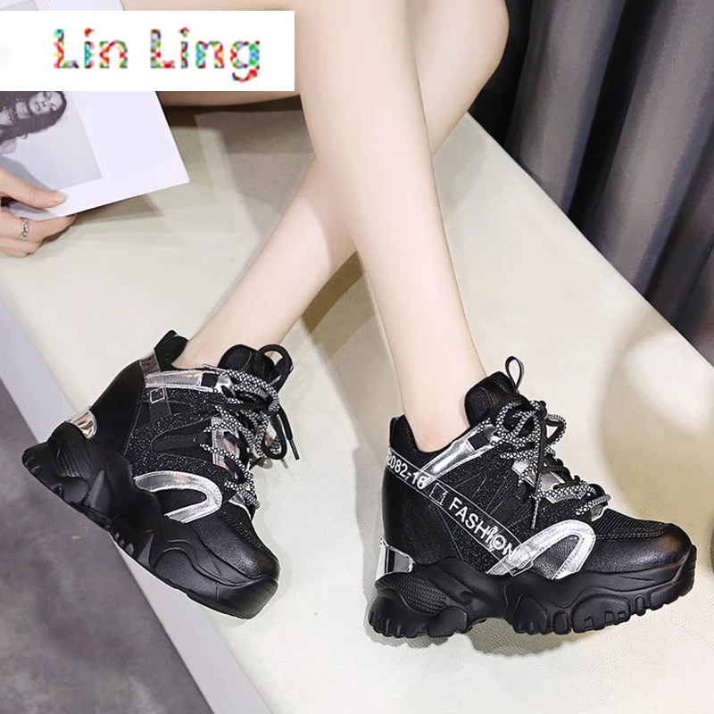 Rimocy Fashion Sequins High Top Platform Sneakers Women White Chunky Height Increasing Shoes Woman Pu Leather Vulcanized Shoes
Rimocy Fashion Sequins High Top Platform Sneakers Women White Chunky Height Increasing Shoes Woman Pu Leather Vulcanized Shoes