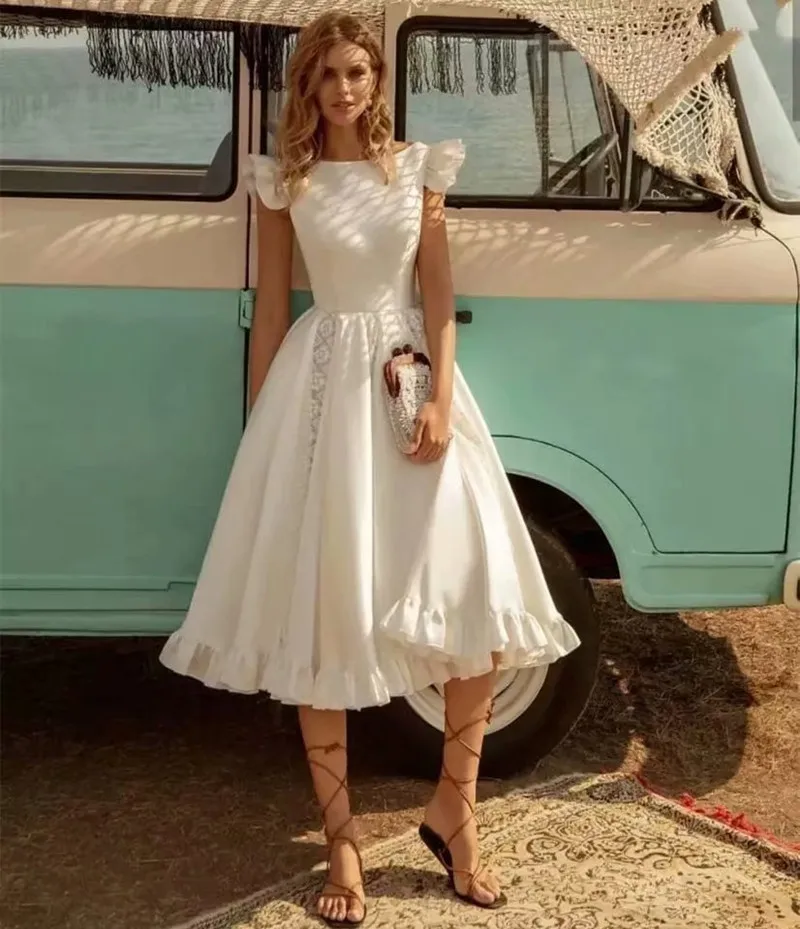 Vestidos De Novia Satin Short Wedding Dress A-Line Ruffle Cap Sleeves Bridal Gowns Robe De Mariage 
Vestidos De Novia Satin Short Wedding Dress A-Line Ruffle Cap Sleeves Bridal Gowns Robe De Mariage