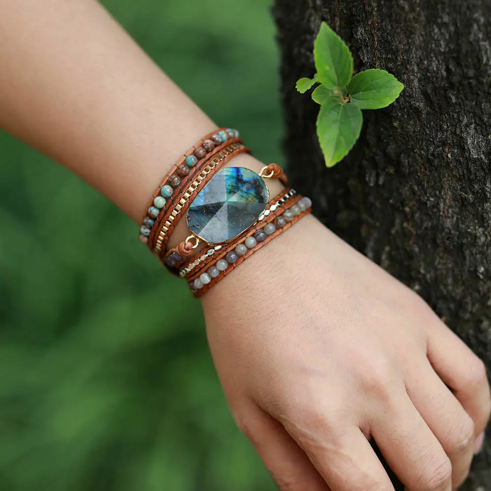 Premium Women Bracelet Labradorite Natural Stones 5 layer Leather Strap Bracelets Beadwork Handmade Jewelry Couples Bracelets 
Premium Women Bracelet Labradorite Natural Stones 5 layer Leather Strap Bracelets Beadwork Handmade Jewelry Couples Bracelets
