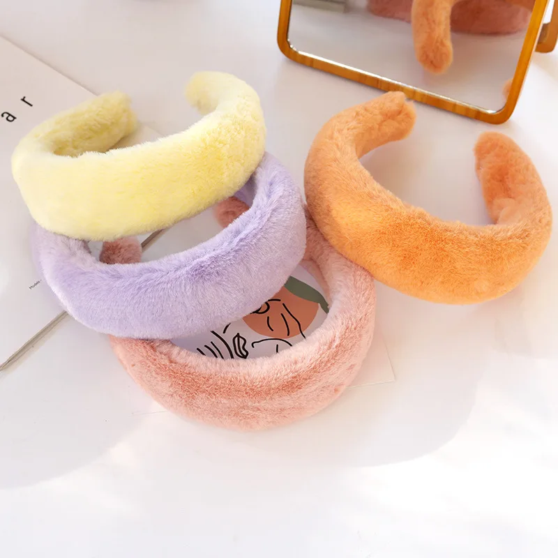 Faux Fur Plush Headband Retro Headwear Winter Thick Furry Hairband Warm Wide Fluffy Headbands Hair Accessories For Women
Faux Fur Plush Headband Retro Headwear Winter Thick Furry Hairband Warm Wide Fluffy Headbands Hair Accessories For Women