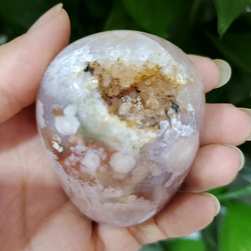Natural agate crystal cluster agateSardonyx agate palm stones playthings small stones and crystals healing crystals
Natural agate crystal cluster agateSardonyx agate palm stones playthings small stones and crystals healing crystals