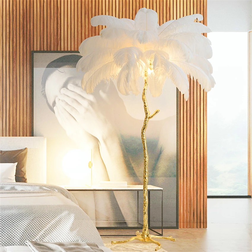 

Нордический СВЕТОДИОДНЫЙ торшер из страусиных перьев для гостиной, корпус из золотой смолы, внутренний декор, угловые высокие лампы для спа...
