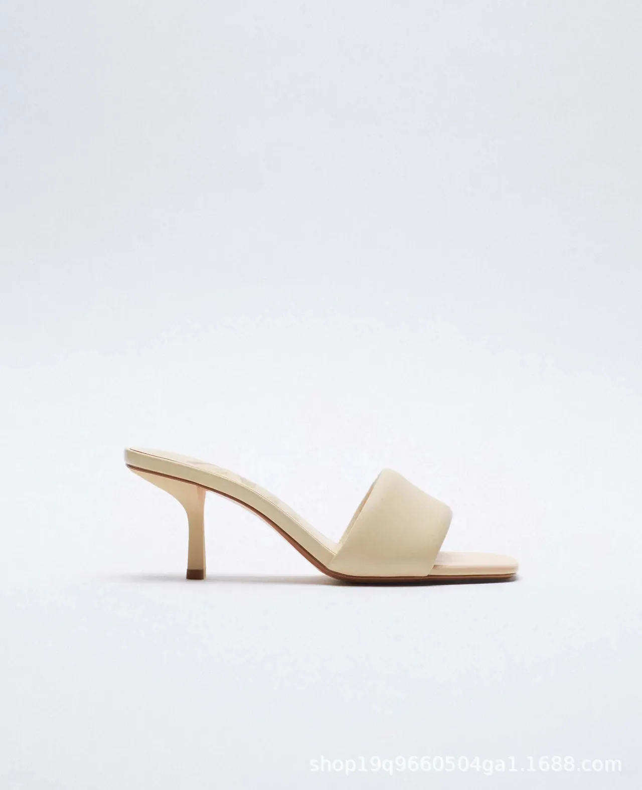 Shallow Mouth Spring Shoes Low Sandals Woman Leather Suit Female Beige 2021 Summer Square Toe High Heels Low-heeled Stiletto Bl
Shallow Mouth Spring Shoes Low Sandals Woman Leather Suit Female Beige 2021 Summer Square Toe High Heels Low-heeled Stiletto Bl