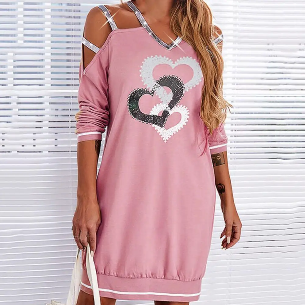 Autumn Dress Heart Print V Neck Casual Long Sleeve Sequin Hollow Out Sweatshirt Dress Elegant dresses for women
Autumn Dress Heart Print V Neck Casual Long Sleeve Sequin Hollow Out Sweatshirt Dress Elegant dresses for women