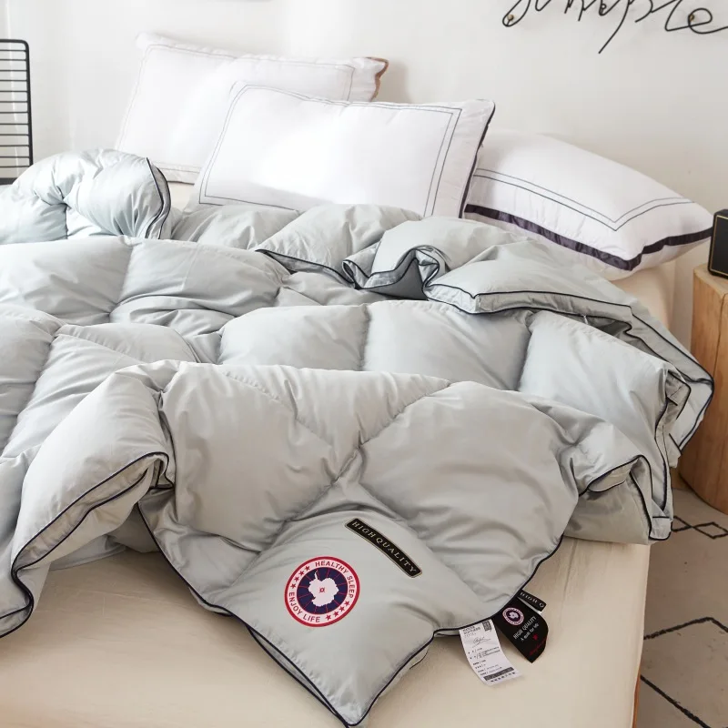 Thickened Warm Winter Quilt Soft Saisi Three-dimensional Duvet 4kg White Goose Down Quilt Core Thickened
Thickened Warm Winter Quilt Soft Saisi Three-dimensional Duvet 4kg White Goose Down Quilt Core Thickened