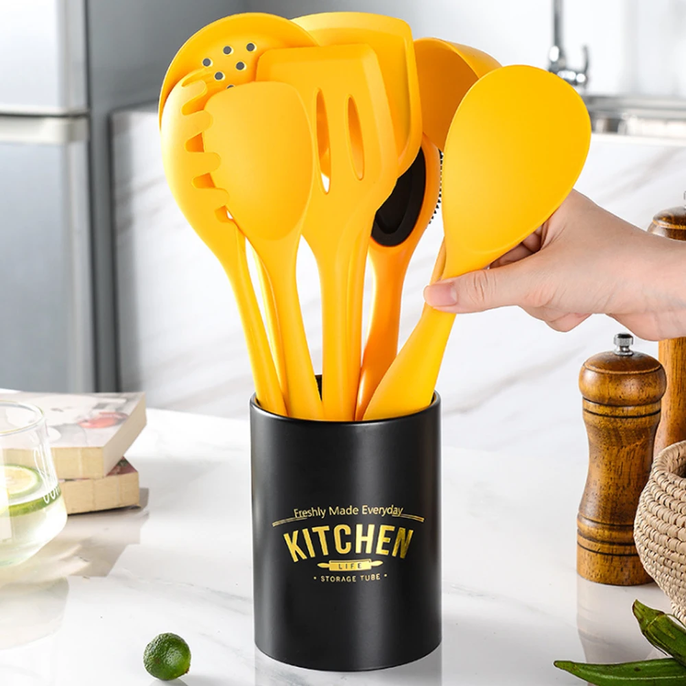 Cooking Kitchen Utensils Set with Holder Kitchen Tools Non-Stick&Heat-Resistant Spoon Spatula Oil Brush Bread Clip
Cooking Kitchen Utensils Set with Holder Kitchen Tools Non-Stick&Heat-Resistant Spoon Spatula Oil Brush Bread Clip