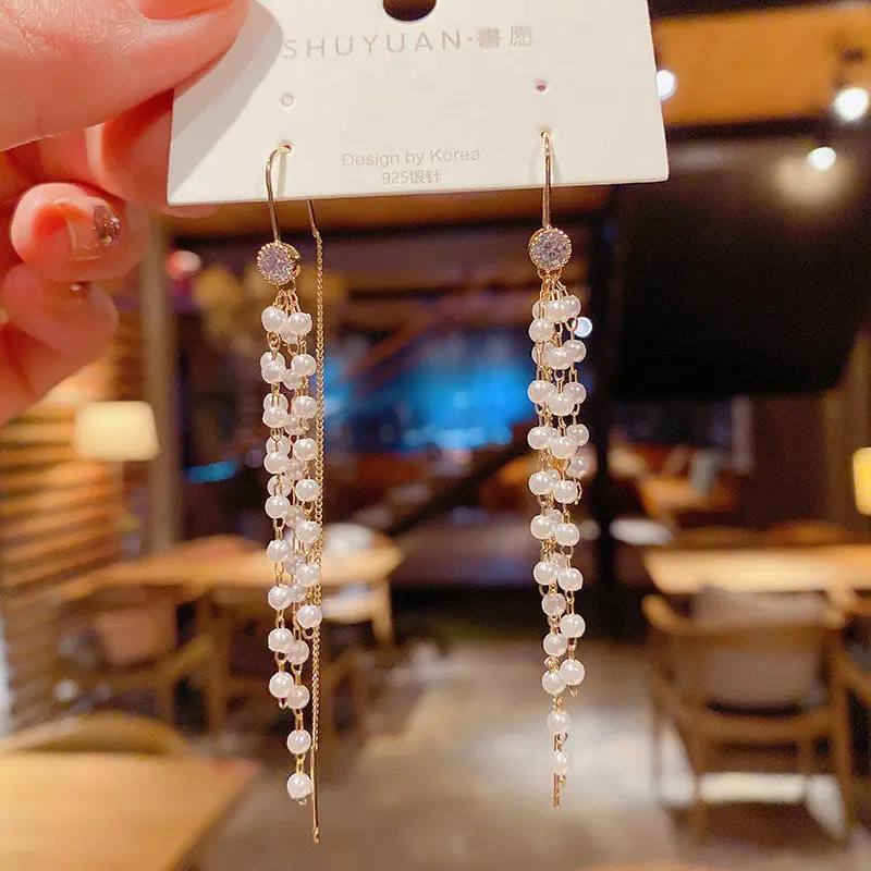Korean temperament fashionpersonality pearl super fairy long tassel ear line simple personality modifies eardrop female of women
Korean temperament fashionpersonality pearl super fairy long tassel ear line simple personality modifies eardrop female of women