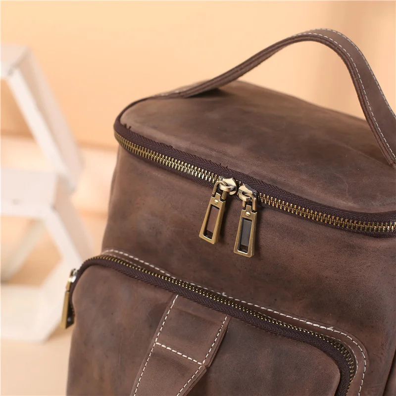 Men's cowskin Backpack big Genuine Leather Bag traveling Luggage crazy horse Leather
Men's cowskin Backpack big Genuine Leather Bag traveling Luggage crazy horse Leather