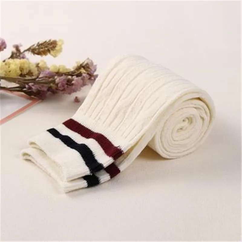 College Wind Women's Stockings Sexy Fashion Hot Thigh High Socks Warm Cotton Over The Knee Socks Striped Long Socks For Women
College Wind Women's Stockings Sexy Fashion Hot Thigh High Socks Warm Cotton Over The Knee Socks Striped Long Socks For Women