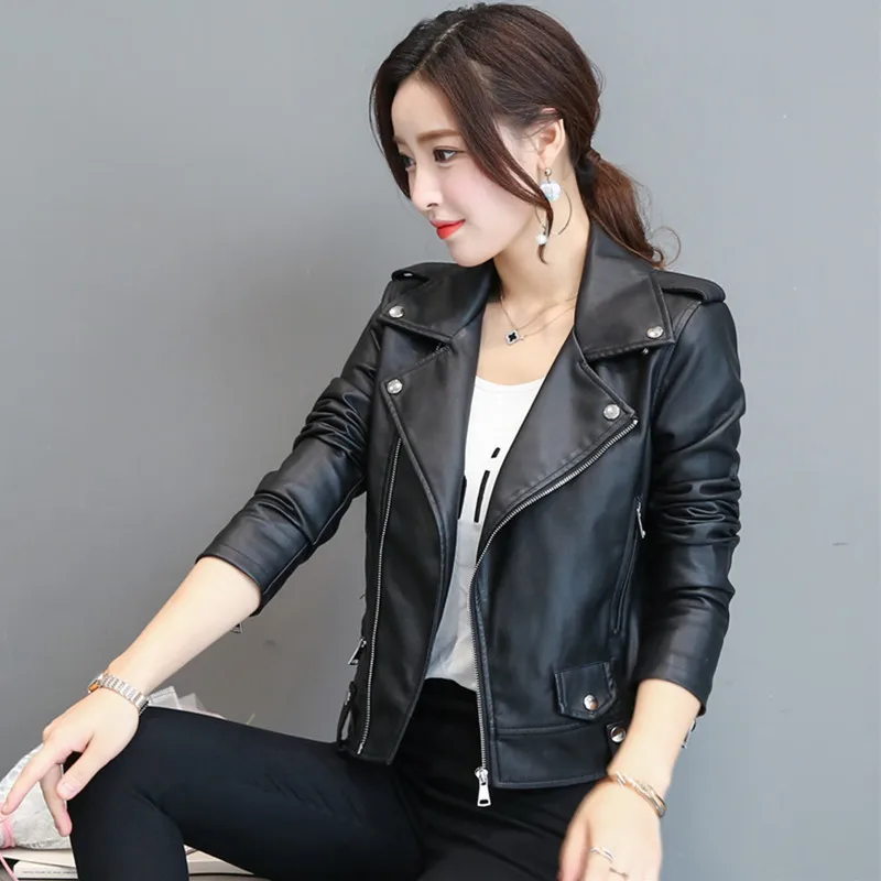 Women New Fashion Pu Leather Jacket Zipper Motorcycle Coat Short Faux Leather Biker Jacket Soft Bomber Jacket Female winter
Women New Fashion Pu Leather Jacket Zipper Motorcycle Coat Short Faux Leather Biker Jacket Soft Bomber Jacket Female winter