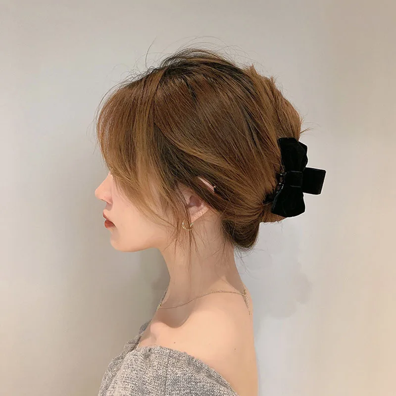 Korean Style Velvet Hair Claws Elegant Rose Women Girls Hair Clips Temperament Retro Women Hair Accessories Headwear Ornament
Korean Style Velvet Hair Claws Elegant Rose Women Girls Hair Clips Temperament Retro Women Hair Accessories Headwear Ornament