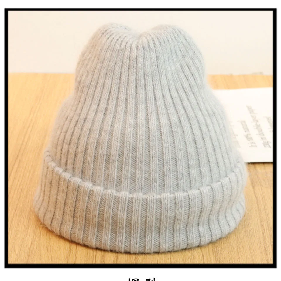 2021 NEW Women Winter stripeHat fashion Unisex Solid Color Real Rabbit Fur Beanies Knit Bonnet Acrylic Autumn Warm Skullies cap
2021 NEW Women Winter stripeHat fashion Unisex Solid Color Real Rabbit Fur Beanies Knit Bonnet Acrylic Autumn Warm Skullies cap