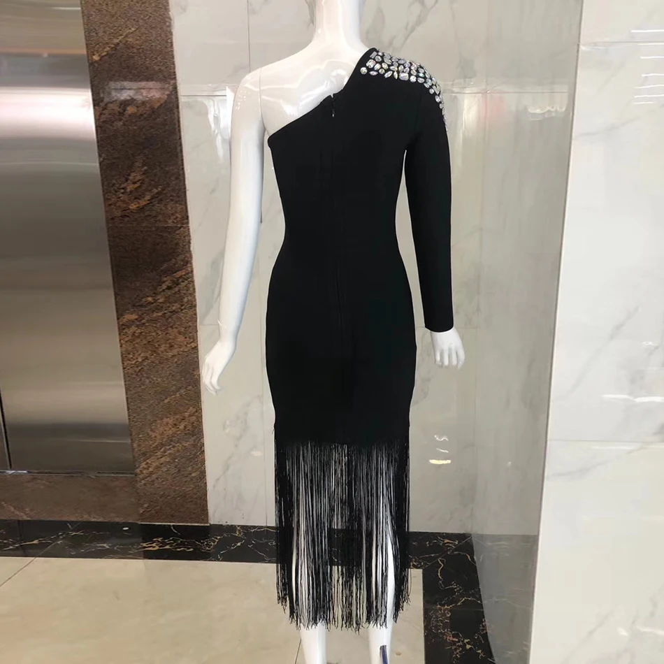 2021 New Ladies Sexy One-Shoulder Long-Sleeved Beaded Fringed Mid-Length Bandage Dress Fashion Celebrity Runway Party Dress
2021 New Ladies Sexy One-Shoulder Long-Sleeved Beaded Fringed Mid-Length Bandage Dress Fashion Celebrity Runway Party Dress