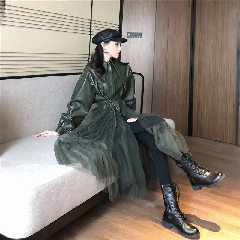 Spring New Hong Kong-Style Western-Style Suit Women's Fashion Net Celebrity Wild Stitching Mesh Skirt Leather Jacket
Spring New Hong Kong-Style Western-Style Suit Women's Fashion Net Celebrity Wild Stitching Mesh Skirt Leather Jacket