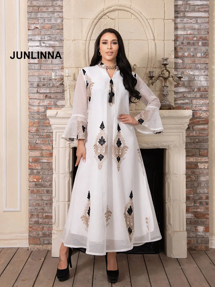 Evening Dress 2021 Fashion New Women Mesh Embroidery Dresses Robe Ayaba Casual Vestidos
Evening Dress 2021 Fashion New Women Mesh Embroidery Dresses Robe Ayaba Casual Vestidos