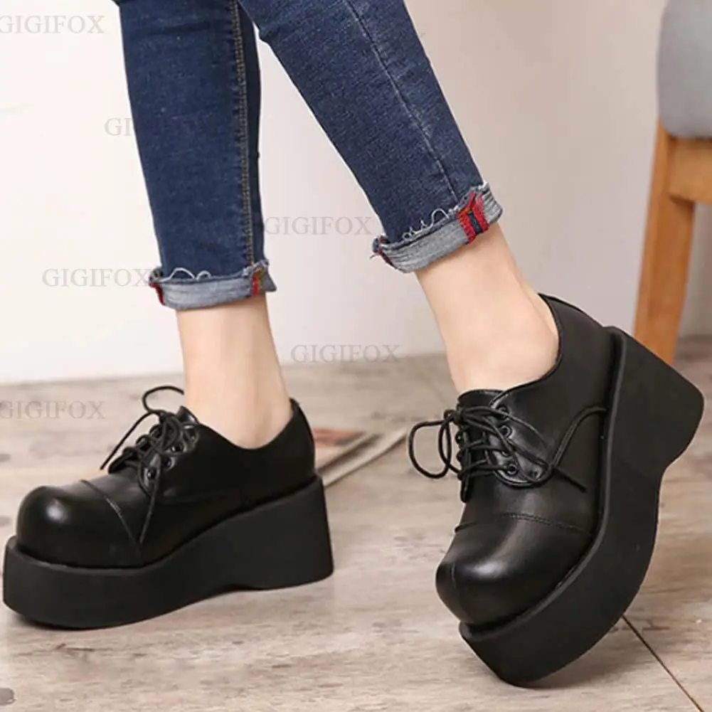 Женские туфли на шнуровке GIGIFOX, крутые готические однотонные черные туфли с круглым носком, на шпильке, модная обувь на танкетке для осени
Женские туфли на шнуровке GIGIFOX, крутые готические однотонные черные туфли с круглым носком, на шпильке, модная обувь на танкетке для осени
