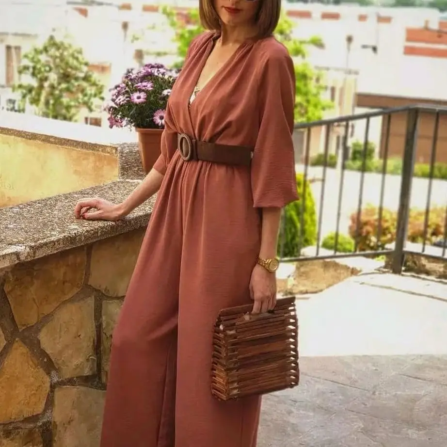 XNWMNZ 2021 Summer New Temperament All-match V-neck Waistband Short Sleeves One-piece Wide-leg Pants Women Bodysuit Jumpsuit
XNWMNZ 2021 Summer New Temperament All-match V-neck Waistband Short Sleeves One-piece Wide-leg Pants Women Bodysuit Jumpsuit