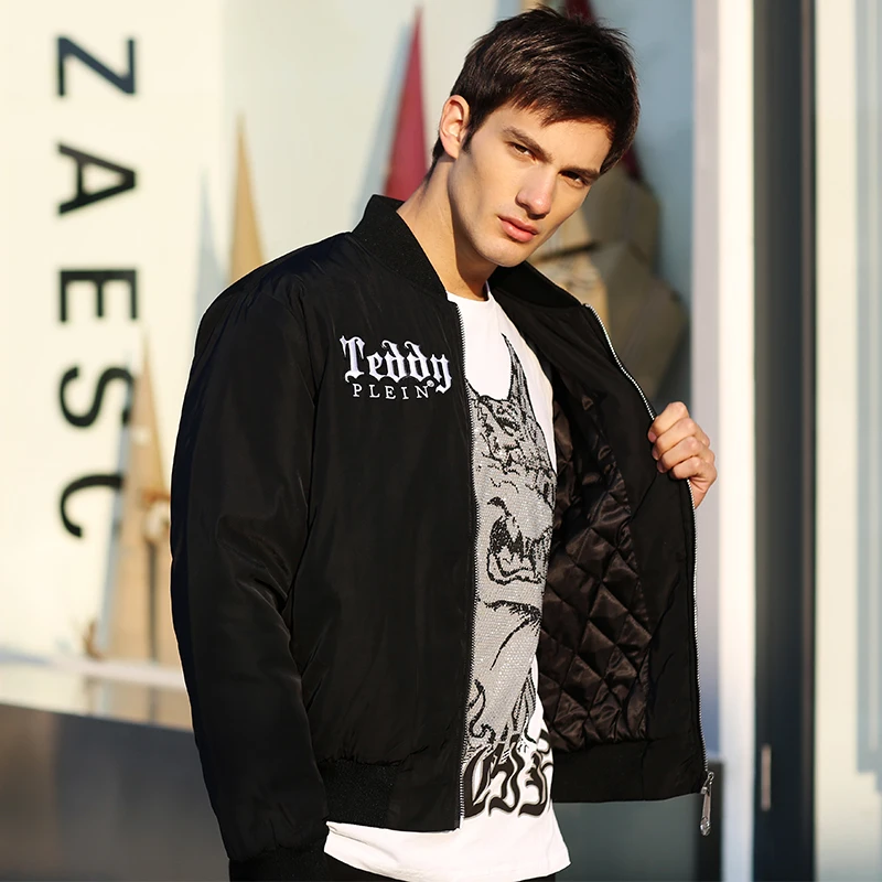AlexPlein Teddy Bear Embroidery Bomber Jacket Men's Clothing Fashion Winter Jacket Street Wear Warm Coat Casual Aesthetic Trendy
AlexPlein Teddy Bear Embroidery Bomber Jacket Men's Clothing Fashion Winter Jacket Street Wear Warm Coat Casual Aesthetic Trendy