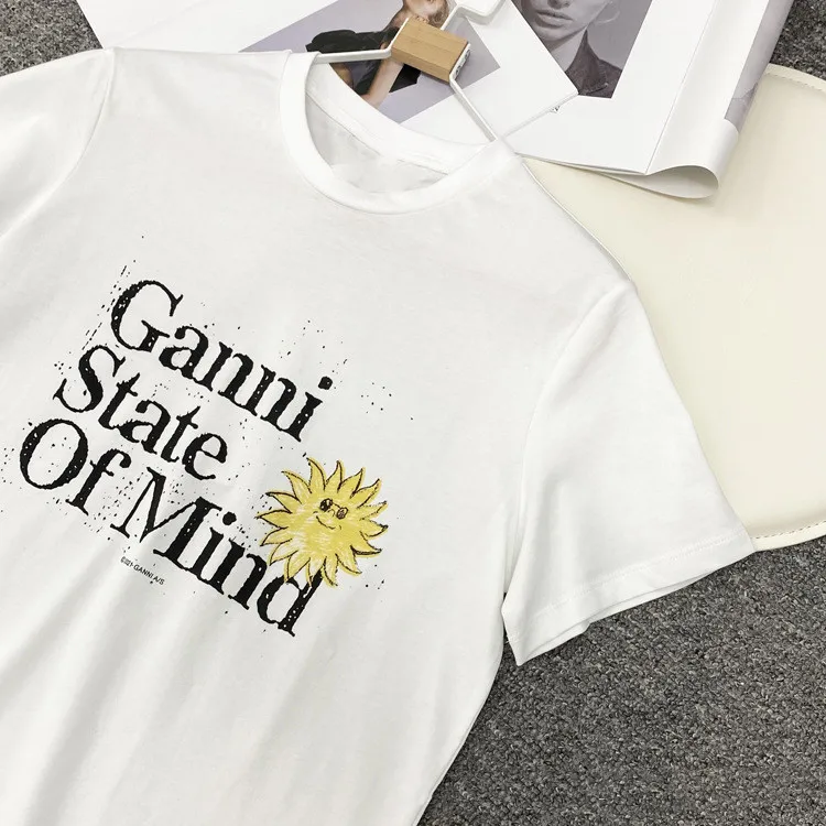 2021 New Summer Women Cotton t Shirt Letters Sun Print Ladies O-Neck Short Sleeve Loose Tee Tops
2021 New Summer Women Cotton t Shirt Letters Sun Print Ladies O-Neck Short Sleeve Loose Tee Tops