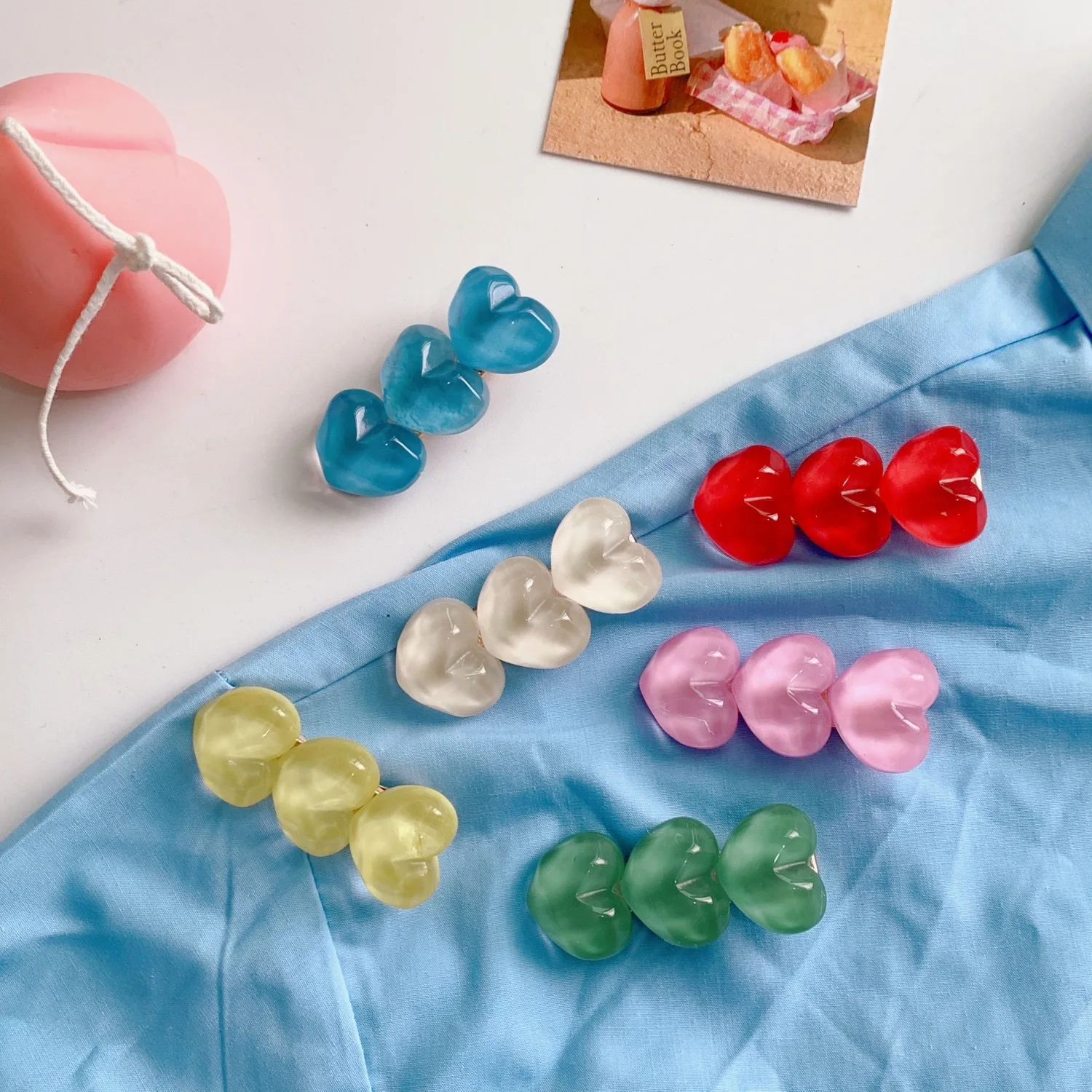 W&G Candy color water ripple love hairpin cute girl bangs clip hairpin side clip sweet simple hair accessories South Korea trend
W&G Candy color water ripple love hairpin cute girl bangs clip hairpin side clip sweet simple hair accessories South Korea trend