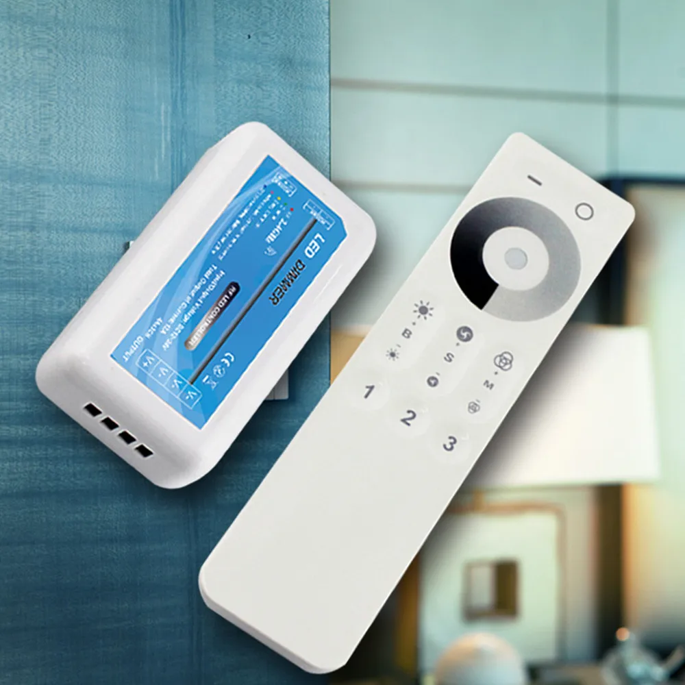 Touch Panel Single Color LED Group Controller Dimmer DC 12V 24V 3 Zones Wireless 2.4G RF Remote Controller for LED Strip Lights
Touch Panel Single Color LED Group Controller Dimmer DC 12V 24V 3 Zones Wireless 2.4G RF Remote Controller for LED Strip Lights