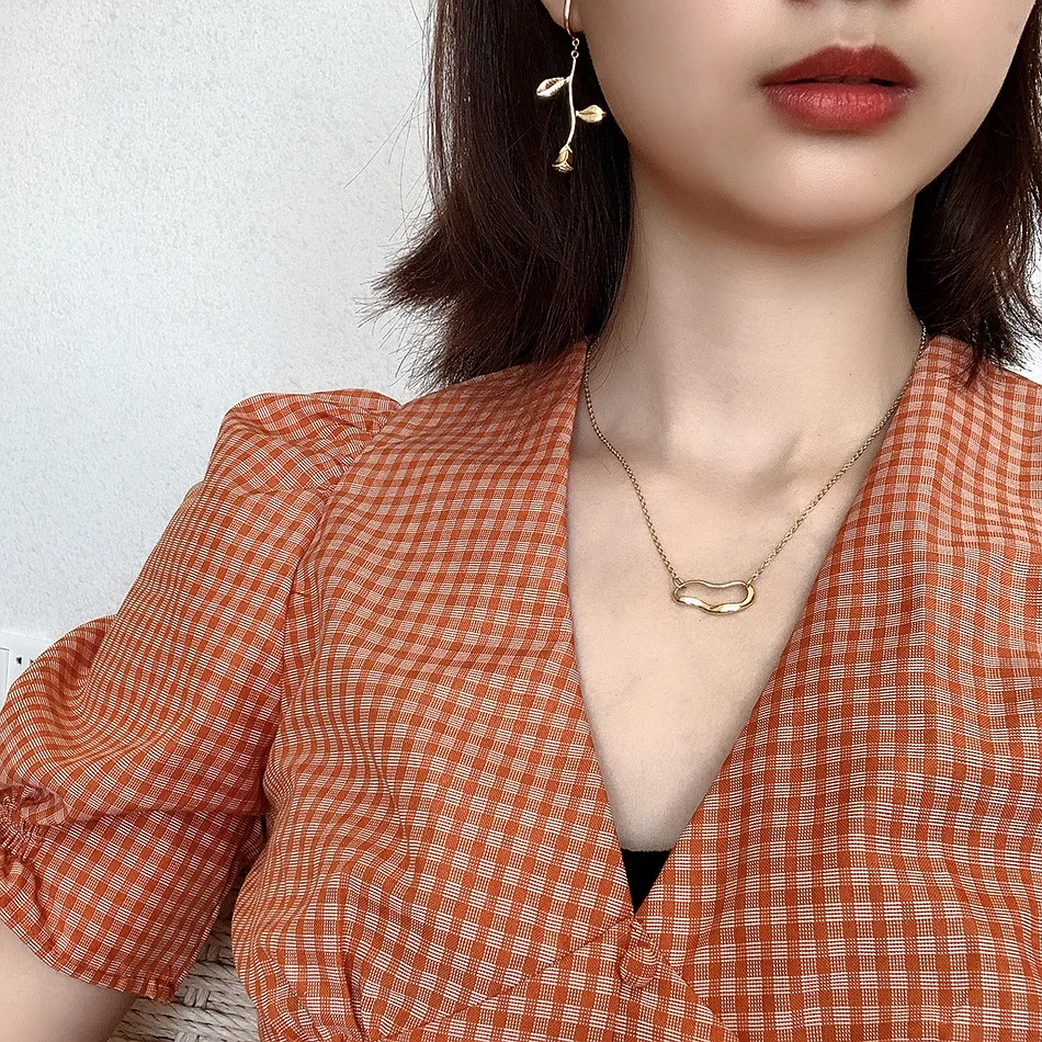 Amaiyllis 925 Sterling Silver Minimalist Hollow Cloud 18k Gold Clavicle Necklace Pendants Gold Silver 925 Pendants Necklace
Amaiyllis 925 Sterling Silver Minimalist Hollow Cloud 18k Gold Clavicle Necklace Pendants Gold Silver 925 Pendants Necklace