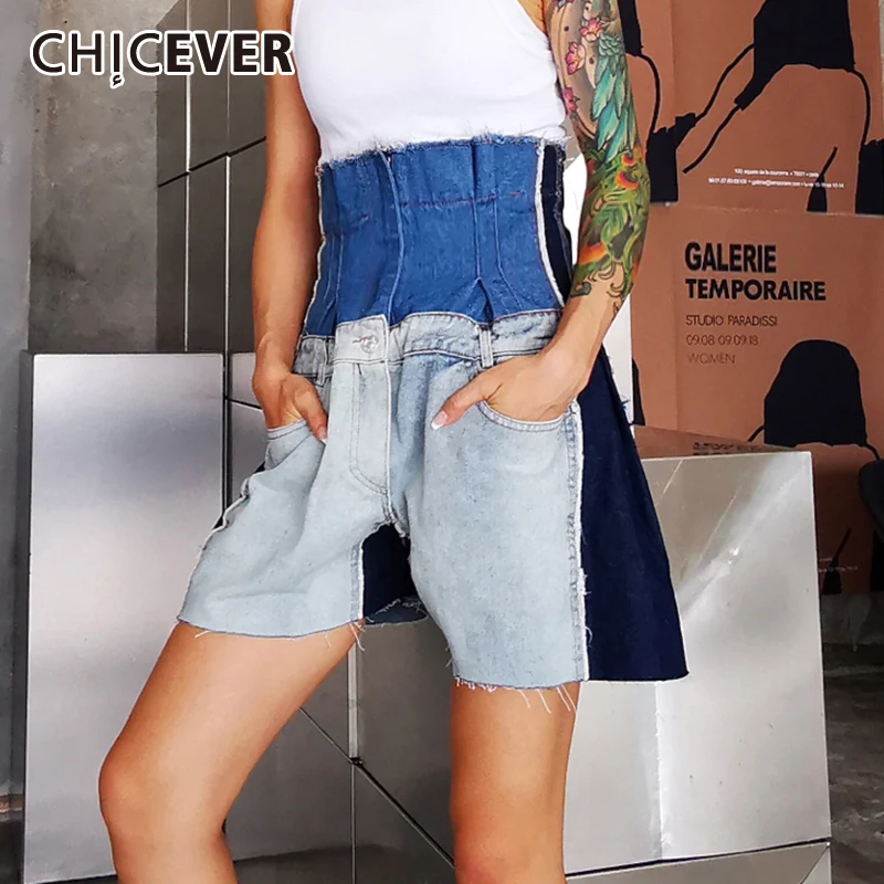 CHICEVER Hit Color Denim Shorts For Women High Waist Patchwork Pockets Casual Wide Leg Shorts Female Fashion Streetwear New
CHICEVER Hit Color Denim Shorts For Women High Waist Patchwork Pockets Casual Wide Leg Shorts Female Fashion Streetwear New