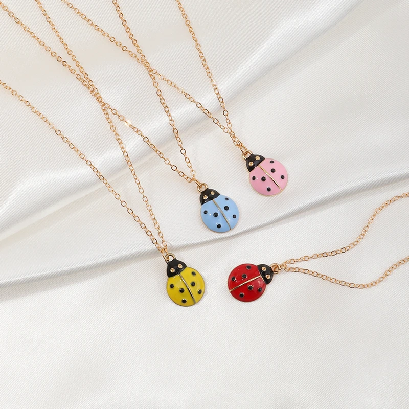 

Cute Colors Enamel Ladybug Necklaces Girl Kawaii Lady Beetle Dangle Jewelry for Women Ladybird Pendant Necklace Fine Bijoux Gift