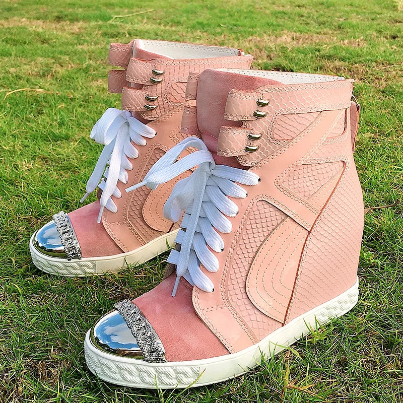 Fashion Women Mixed Color Boots Inner Heel 8CM Lace up Frosted Leather Ankle Boots 2022 Lady Metal Round Toe Big Size Boots
Fashion Women Mixed Color Boots Inner Heel 8CM Lace up Frosted Leather Ankle Boots 2022 Lady Metal Round Toe Big Size Boots