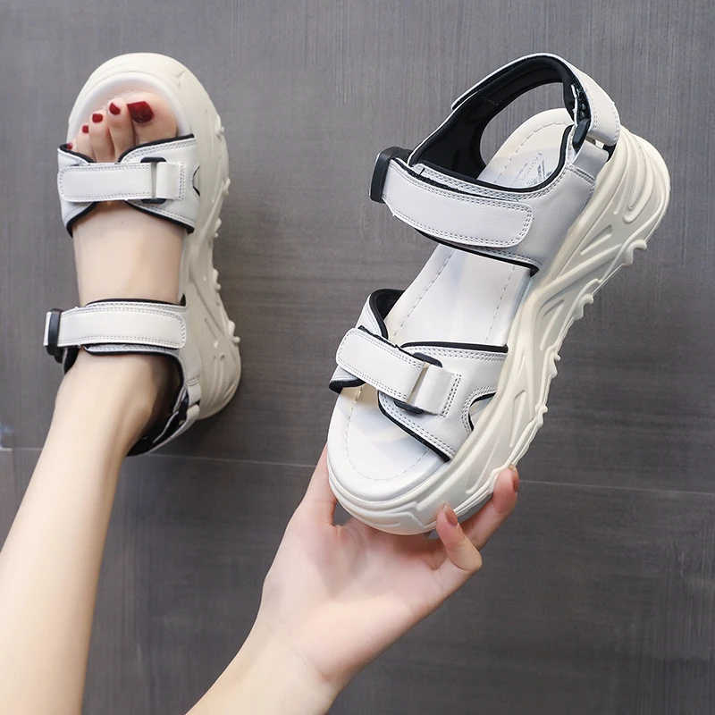 Sports sandals women's summer new style sponge cake thick-soled old shoes casual velcro student Roman shoes X858
Sports sandals women's summer new style sponge cake thick-soled old shoes casual velcro student Roman shoes X858