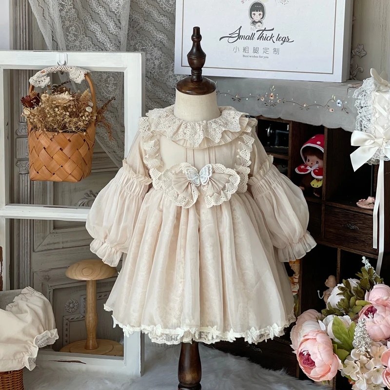 Spanish Girls Cream French Dress Long Sleeved Kids Dresses for Girls Flower Girl Dresses Party Dresses for Girls Eid Dress
Spanish Girls Cream French Dress Long Sleeved Kids Dresses for Girls Flower Girl Dresses Party Dresses for Girls Eid Dress