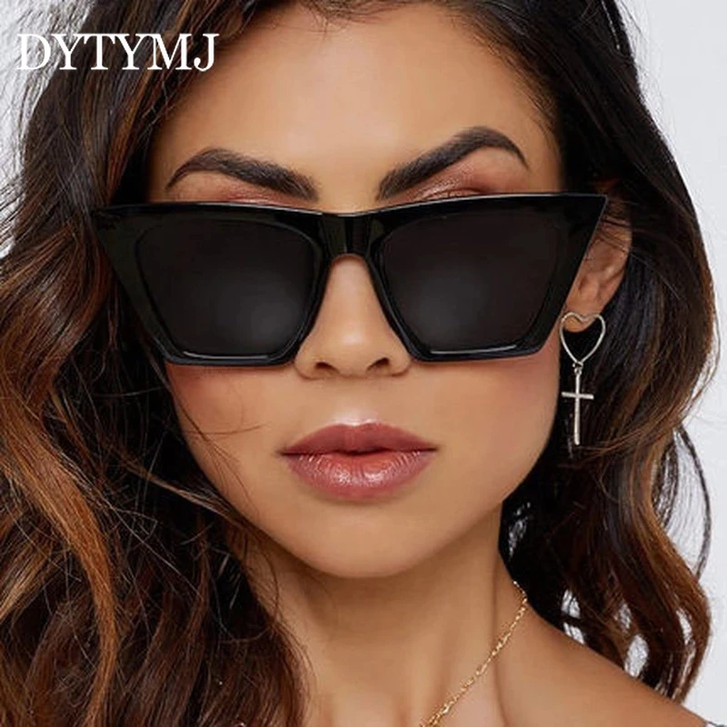 DYTYMJ 2020 Luxury Vintage Sunglasses Women Cateye Glasses Women Cat Eye Eyeglasses Women/Men Brand Designer Lentes De Sol Mujer 
DYTYMJ 2020 Luxury Vintage Sunglasses Women Cateye Glasses Women Cat Eye Eyeglasses Women/Men Brand Designer Lentes De Sol Mujer