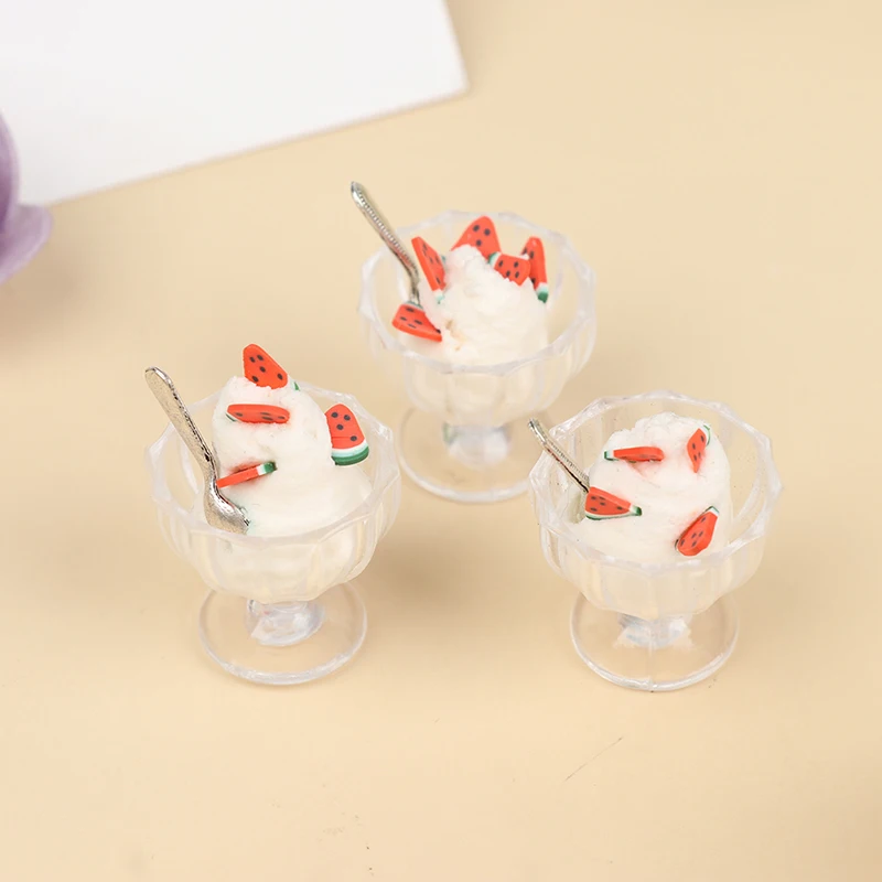 1pcs 1:12 Dollhouse Miniature Mini Ice Cream Cups Model Pretend Play Food Accessorie Miniature Food Play
1pcs 1:12 Dollhouse Miniature Mini Ice Cream Cups Model Pretend Play Food Accessorie Miniature Food Play
