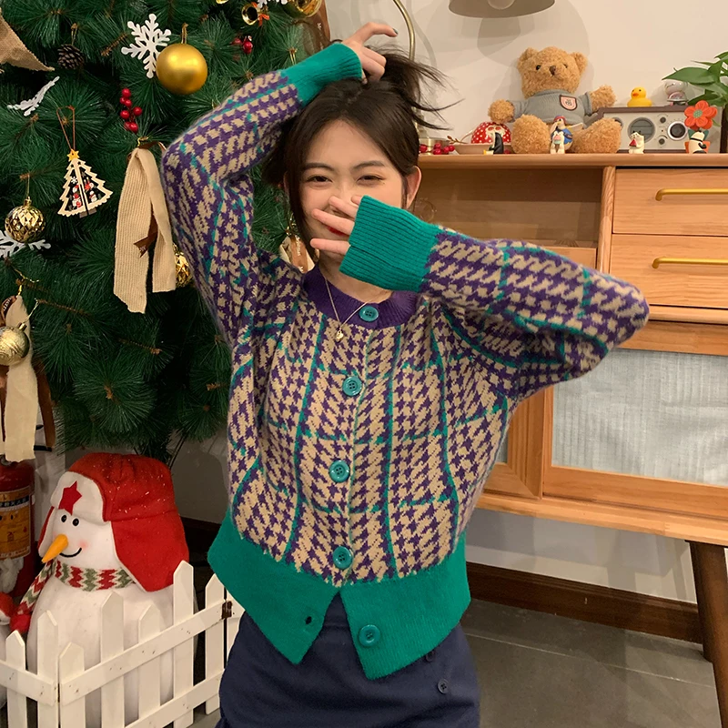 O Neck Women Button Green Houndstooth Cardigan 2021 Long Sleeve Sweater Autumn Winter Knitted Loose Fashion Jumper Tops Vintage
O Neck Women Button Green Houndstooth Cardigan 2021 Long Sleeve Sweater Autumn Winter Knitted Loose Fashion Jumper Tops Vintage