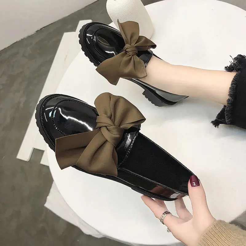 Женские туфли из искусственной кожи без застежек с бантом | Обувь