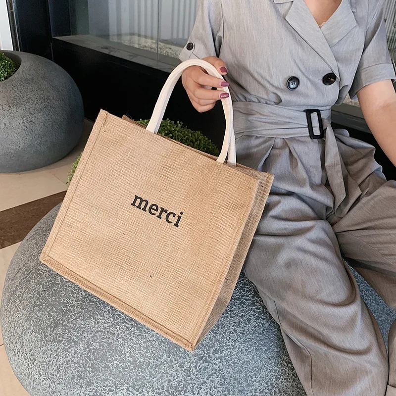 2021 New Large-Capacity Fashion Letter Linen Western Style Retro Hand-Held Weaving Short-Distance Travel Women Designer Tote Bag
2021 New Large-Capacity Fashion Letter Linen Western Style Retro Hand-Held Weaving Short-Distance Travel Women Designer Tote Bag