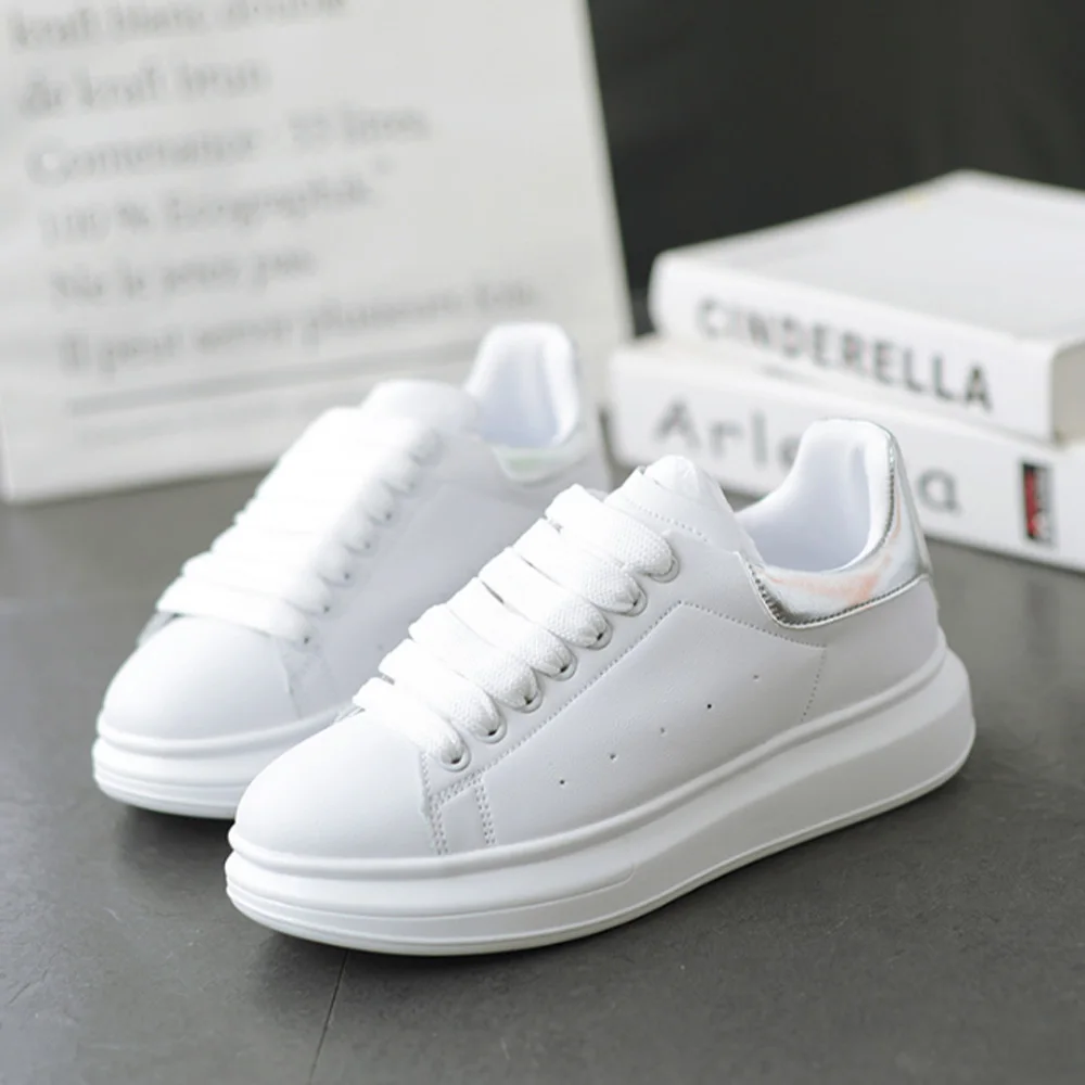 High Quality Luxury Design Alexander Sneakers Men and Women White Shoes Women Casual Couple Shoes Femmes Chaussures Zapatos 44
High Quality Luxury Design Alexander Sneakers Men and Women White Shoes Women Casual Couple Shoes Femmes Chaussures Zapatos 44