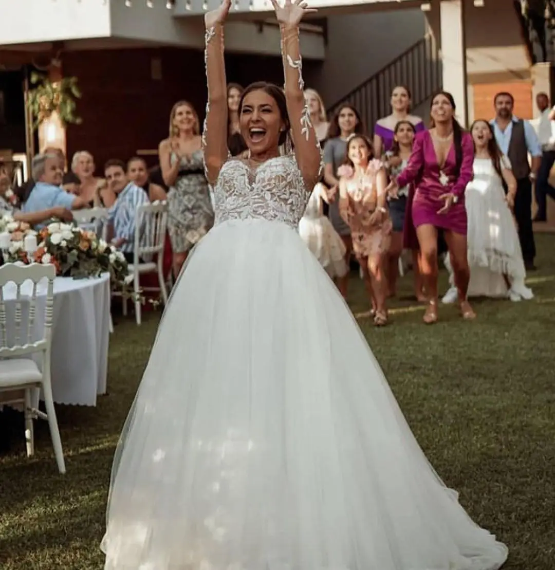 Robe De Mariee A lIne Lace Wedding Dresses With O Neck Boho Wedding Dresses Vestido De Noiva Mariage Bridal Gown
Robe De Mariee A lIne Lace Wedding Dresses With O Neck Boho Wedding Dresses Vestido De Noiva Mariage Bridal Gown