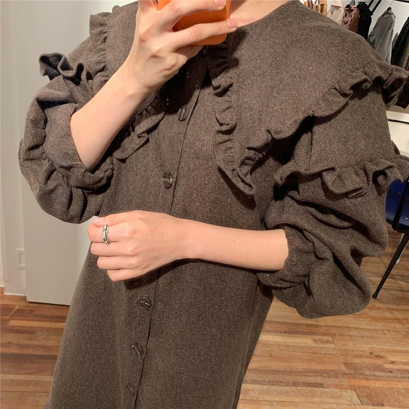 Retro Patchwork Long Dress Fall Winter New Casual Loose Large Lapel Ruffled Single Breasted Trumpet Dresses Female Elegance 2020
Retro Patchwork Long Dress Fall Winter New Casual Loose Large Lapel Ruffled Single Breasted Trumpet Dresses Female Elegance 2020