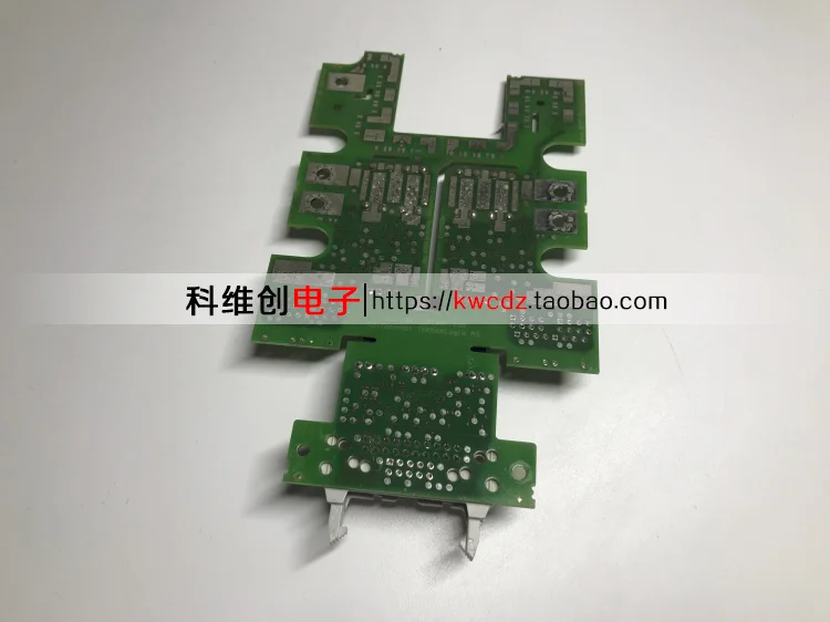 2SP0320V2A0-12 2SP0320T2B0-12 2SP0320T2A0 1piece Original
2SP0320V2A0-12 2SP0320T2B0-12 2SP0320T2A0 1piece Original