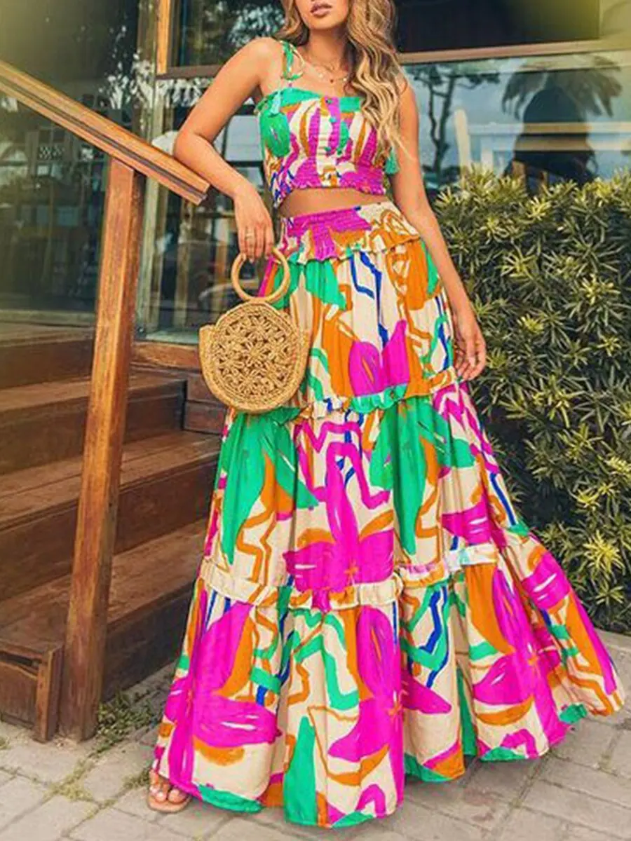 New products for summer 2021 Fashion casual suit Printed suspender top and large hem skirt
New products for summer 2021 Fashion casual suit Printed suspender top and large hem skirt