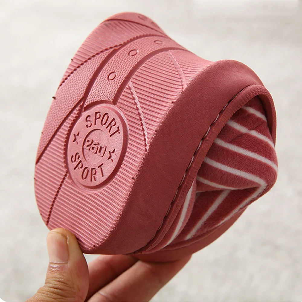 Home Slippers for Women Men Winter Short Plush Slippers Striped Non Slip Thick Warm Bedroom Slippers Couple Soft Indoor Shoes
Home Slippers for Women Men Winter Short Plush Slippers Striped Non Slip Thick Warm Bedroom Slippers Couple Soft Indoor Shoes